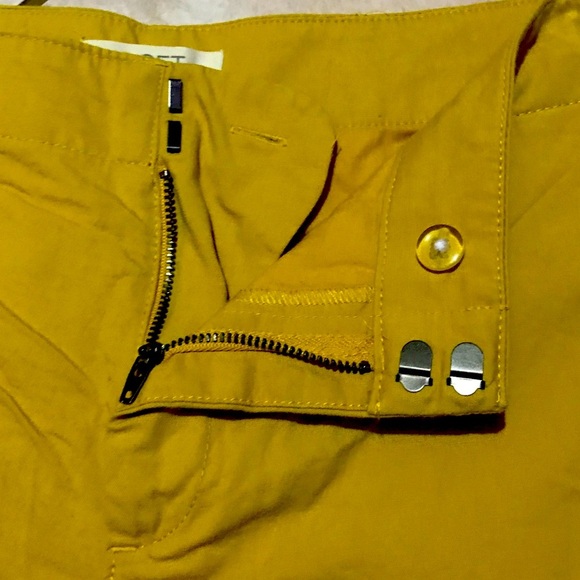 LOFT Bright Yellow Casual Shorts - Picture 4 of 6